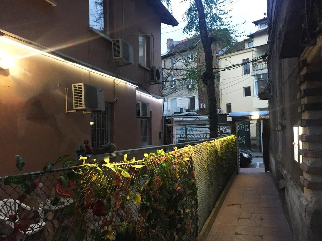 Elegance On A Budget - Rooms For Rent In Sofia Center מראה חיצוני תמונה