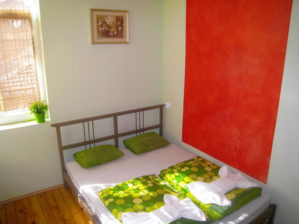 Elegance On A Budget - Rooms For Rent In Sofia Center מראה חיצוני תמונה